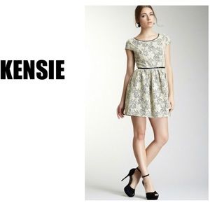 Kensie Cream Overlay Dress Medium